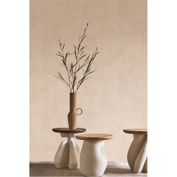 Geometrische Tapete in warmem Beige mit Putzoptik · Casamance Striato 78151630