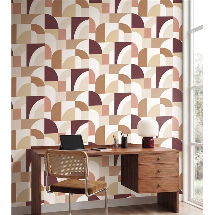 Papel pintado rojo geométrico con aire retro · Caselio Forma 107848080