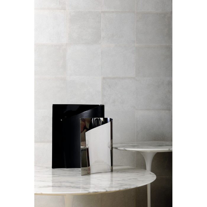 Elitis|Wolf skin wallpaper imitation aged ash grey and vanilla leather|Skin Imitation