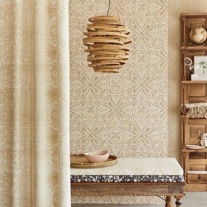Eijffinger|Oriental arabesque wallpaper with carved wood|Wallpaper