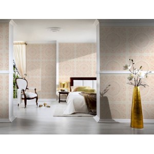 Versace|Baroque wallpaper with floral circles in gold and black|Wallpaper 2