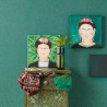 Papeldecor|Wallpaper effect small embroidered flowers with emerald green shine relief|Wallpaper