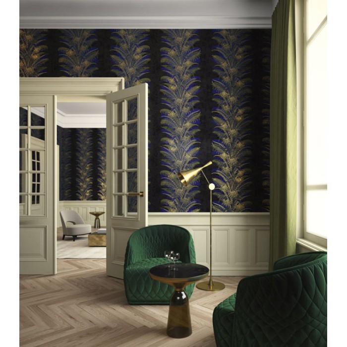 Khroma|Papel Pintado floral oriental azul y dorado sobre fondo negro|Papel Pintado