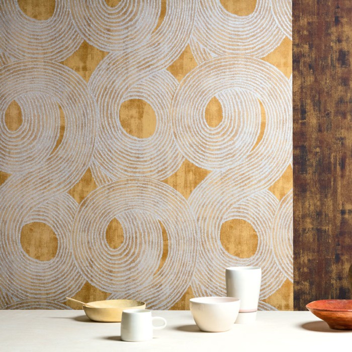 Papel pintado grandes ondas estilo moderno color mostaza y plateado -  220-5223