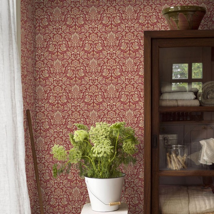Borastapeter|Papel pintado ornamental rojo vino dorado|Papel Pintado