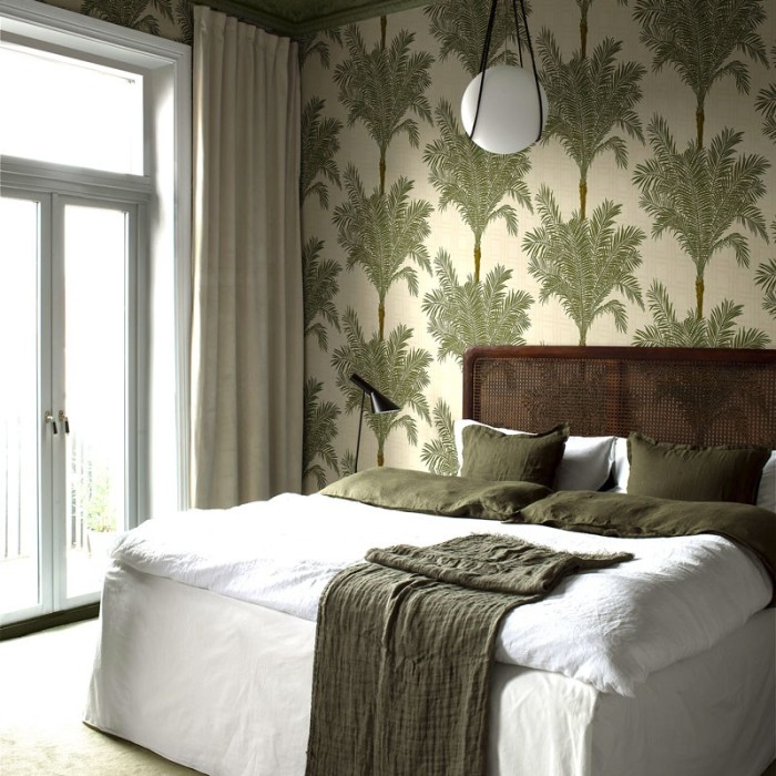 Borastapeter|Wallpaper beige green Copacabana palms|Wallpaper