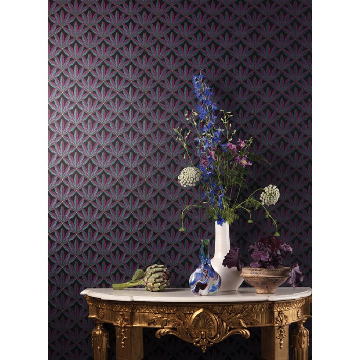 Khroma|Tapete mit Palmblättern Violett und Türkis Schwarzgrund|Tapeten