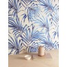 Khroma|Papier peint aquarelle bleu feuilles palmier fond beige|Papier Peint