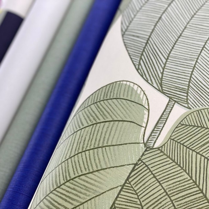 Papeldecor|Decorative green leaf wallpaper with beige background|Wallpaper