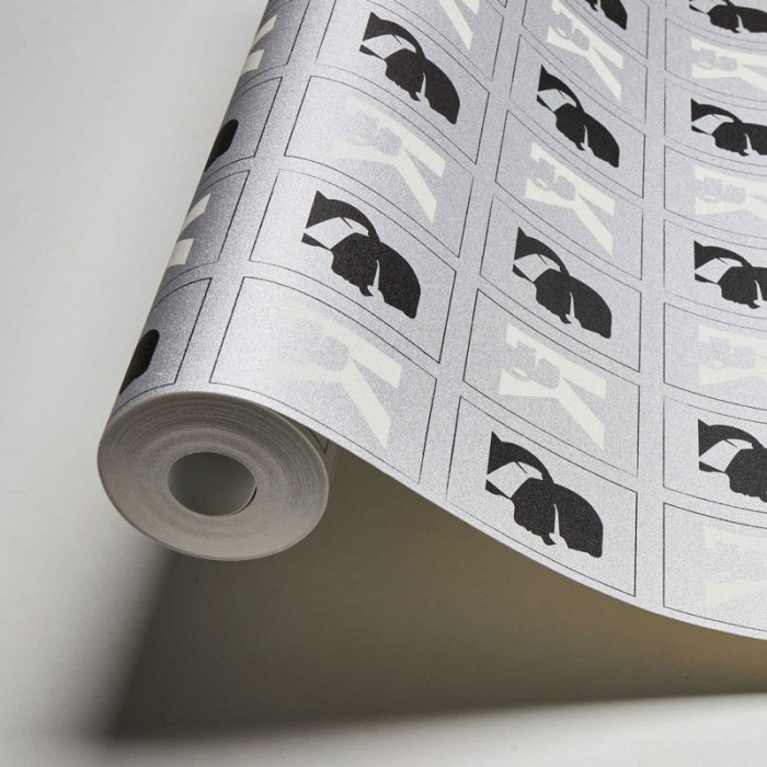 As Creation|Papel Pintado logotipo Karl Lagerfeld gris y negro|Papel Pintado