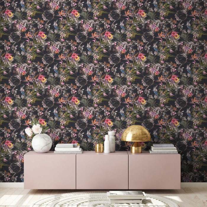 Papel Pintado floral con magnolias y fondo negro - As Creation Dream Flowery 381781